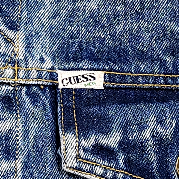 Guess Vintage 80s Acid-Washed Trucker Jacket/ Guess Striped Crewneck Men' Medium - Picture 10 of 16